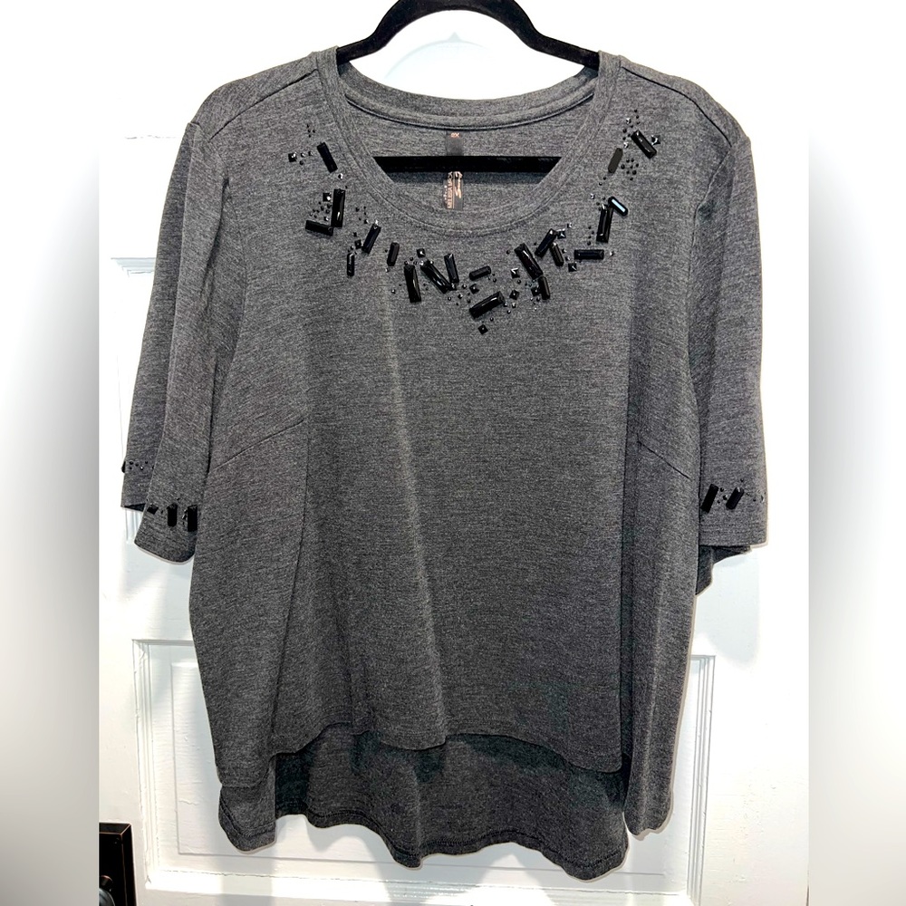 MELISSA McCARTHY BEADED HI/LO BLOUSE 🖤